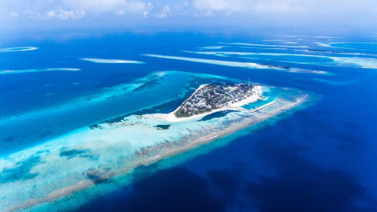 Dhangethi INN Bagian luar foto
